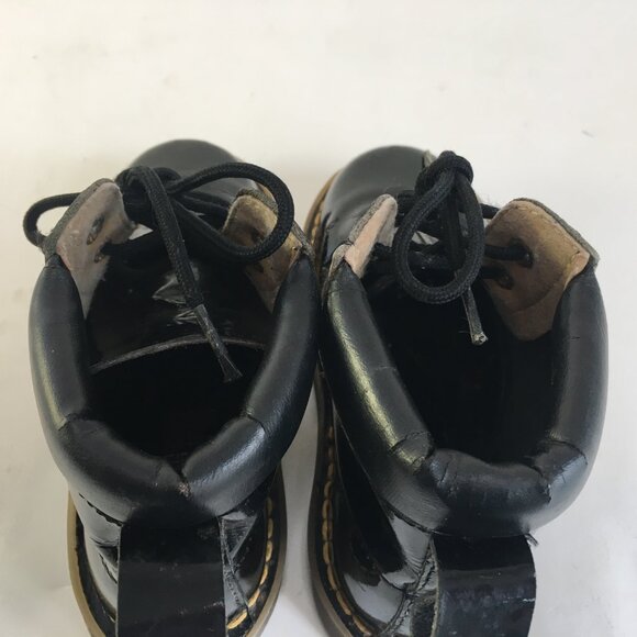 Dr. Martens Air Wair Boots Patent Leather Youth Sz 11 Black Doc Martens England - Picture 3 of 13